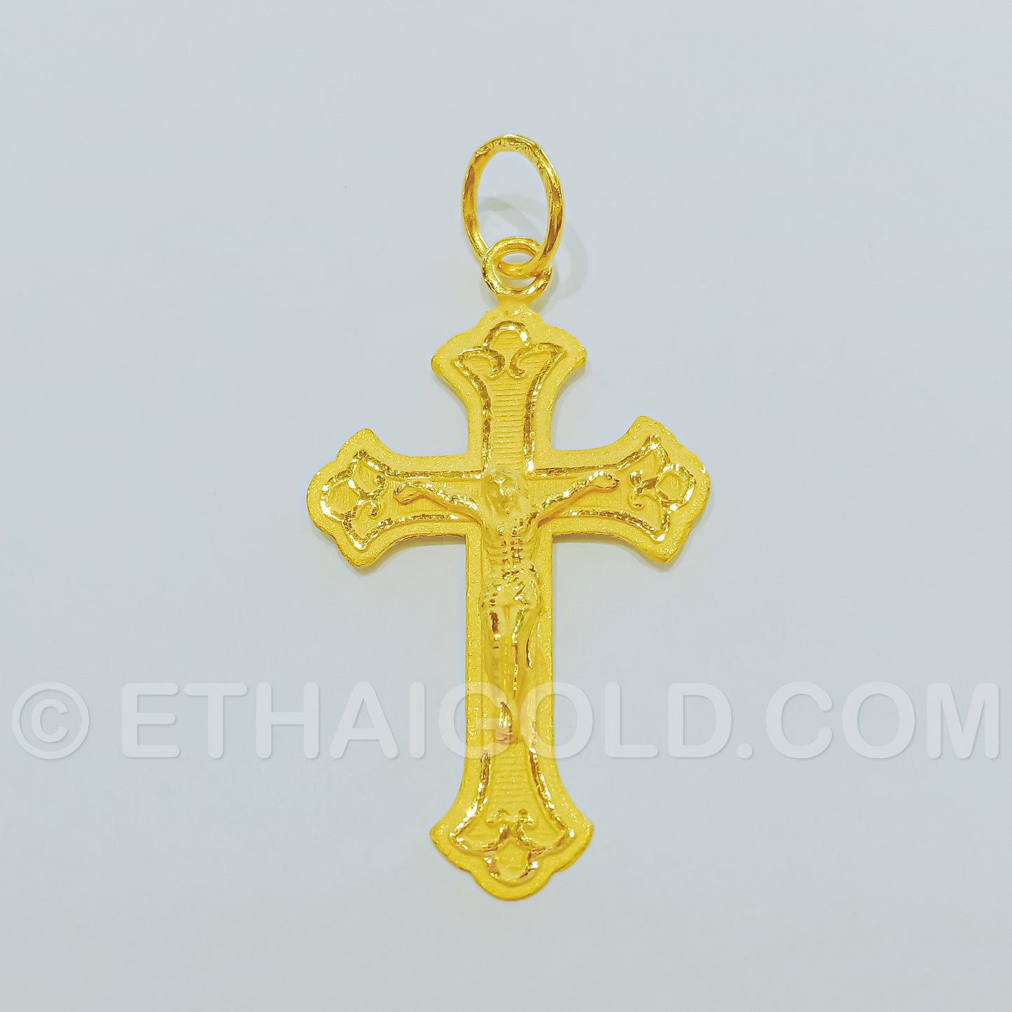 1 BAHT POLISHED MATTE SOLID CRUCIFIX CHRISTIAN PENDANT IN 23K GOLD (ID: P0401B)
