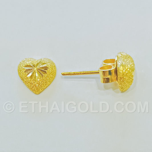1/8 BAHT SPARKLING DIAMOND-CUT HOLLOW HEART STUD EARRINGS IN 23K GOLD (ID: E020HS)