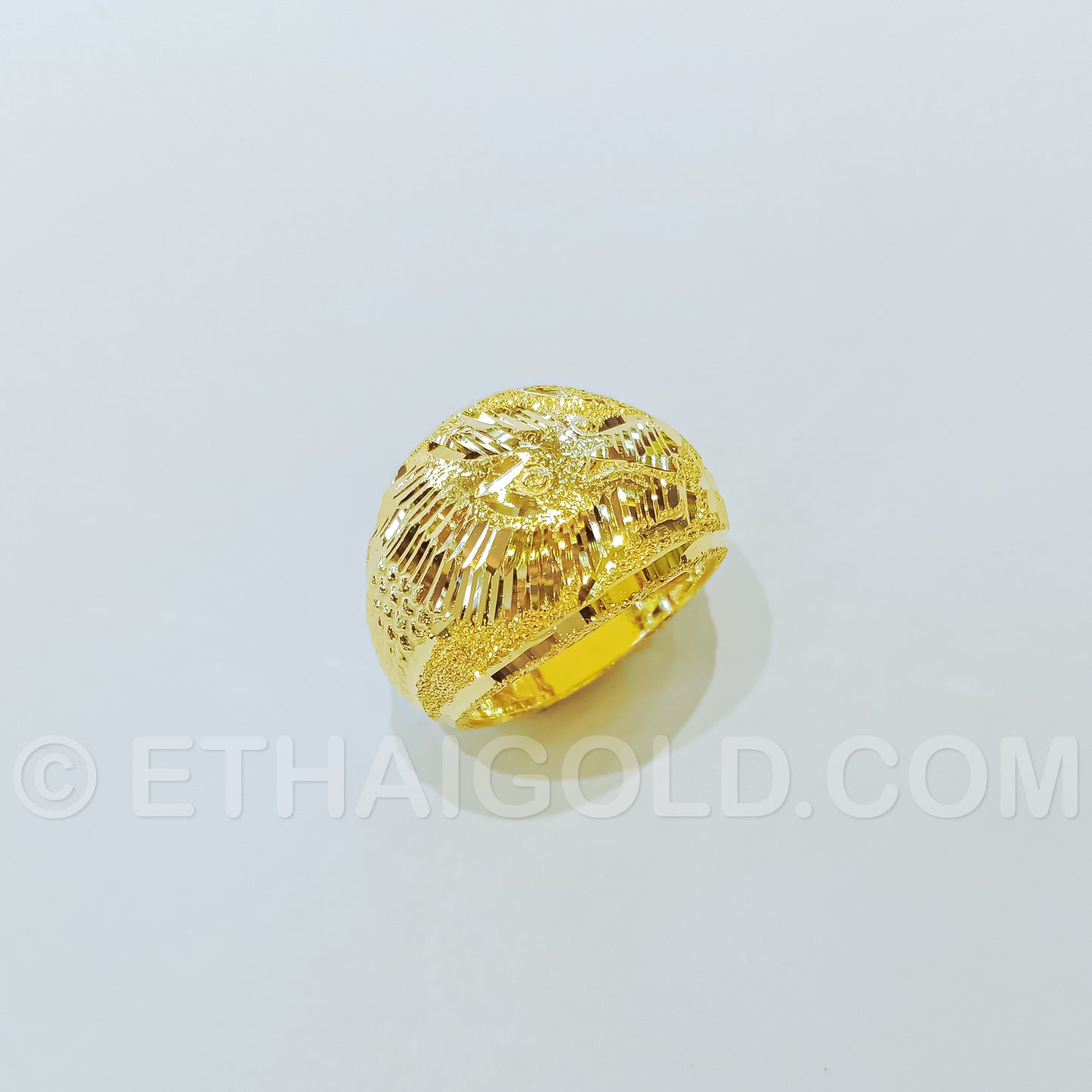 1 BAHT POLISHED SPARKLING DIAMOND-CUT HOLLOW LARGE DRAGON RING IN 23K GOLD (ID: R1401B)