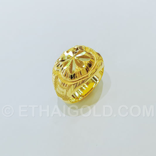 1/4 BAHT POLISHED SPARKLING DIAMOND-CUT HOLLOW SHIELD CLASSIC RING IN 23K GOLD (ID: R1101S)